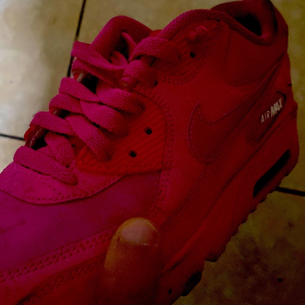 Air maxes (size 6y in women)